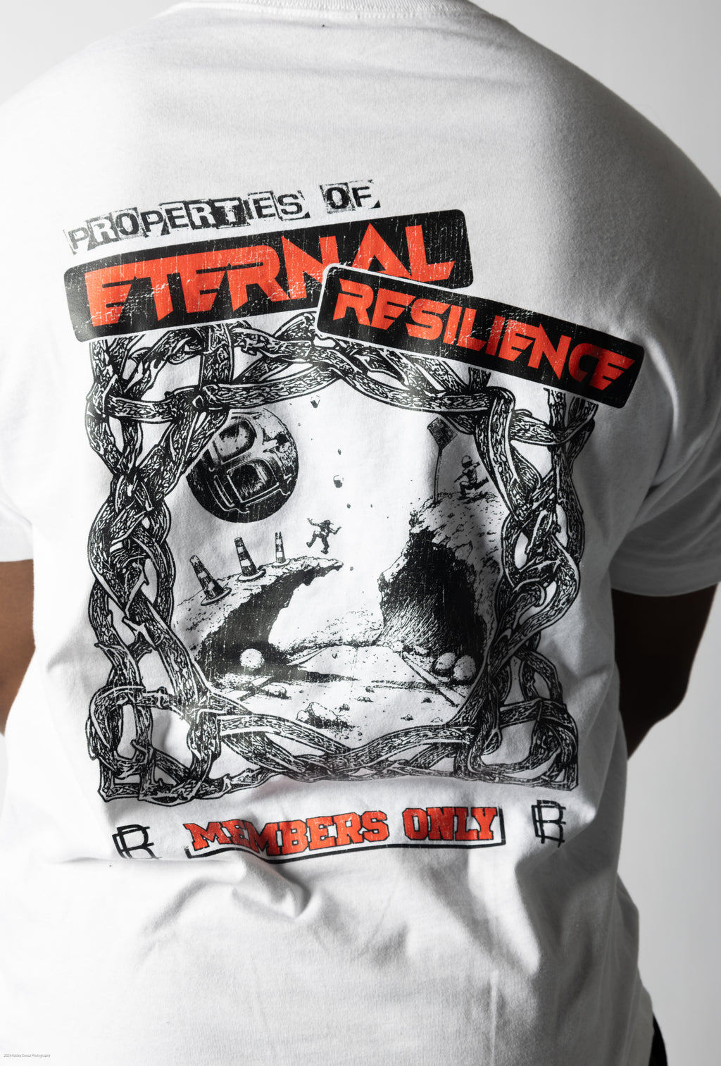 MEMBERS ONLY TEE- WHITE & RED