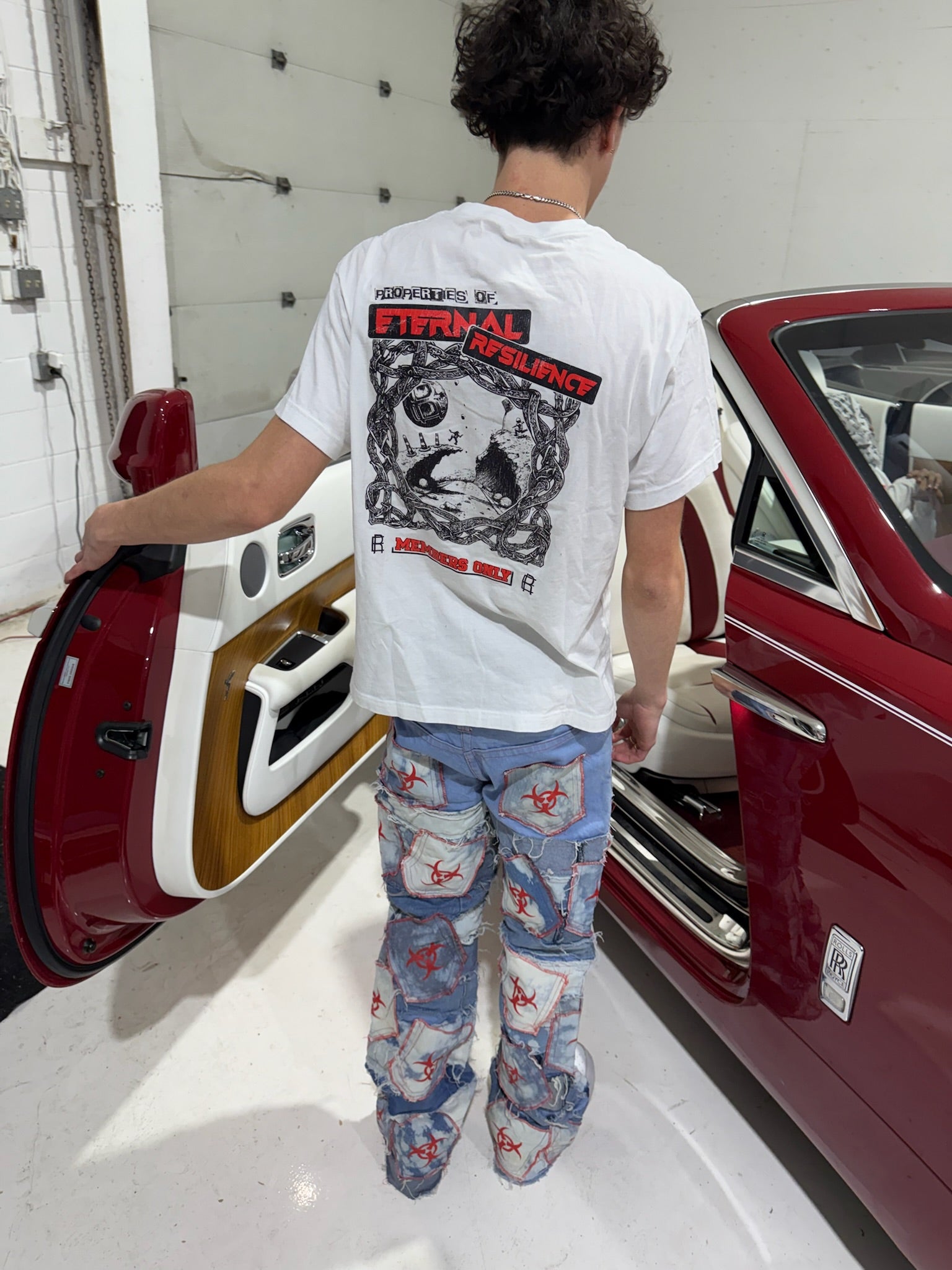 MEMBERS ONLY TEE- WHITE & RED